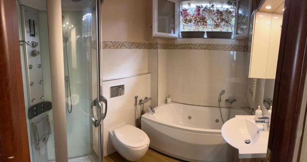 Appartement Bellaria Casa Indipendente-Giardino Privato-Free Parking-Wifi-Strategic Location 5 Terre-Portofino à Rapallo Extérieur photo